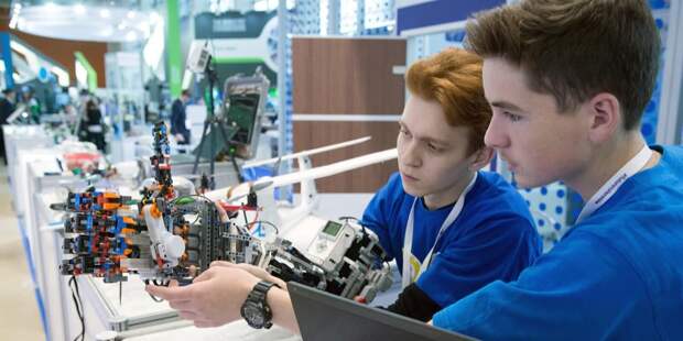 Сергунина: В Москве пройдут соревнования по робототехнике для школьников / Фото: Е.Самарин, mos.ru