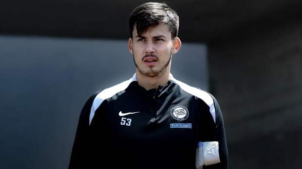 Агент Худякова рассказал, как россиянин реагирует на роль запасного вратаря в «Штурме»