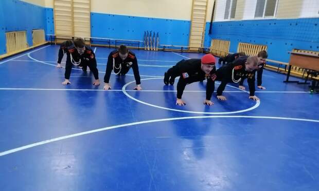 В Красноборском округе прошел смотр-конкурс Почетных караулов