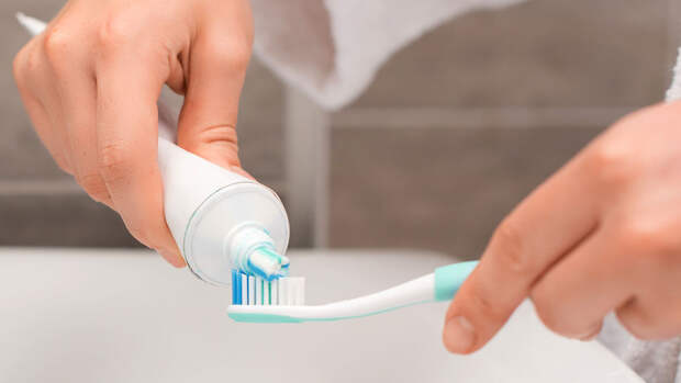 Стоматолог Дахкильгов: не надо чистить зубы так, как в рекламе зубных паст