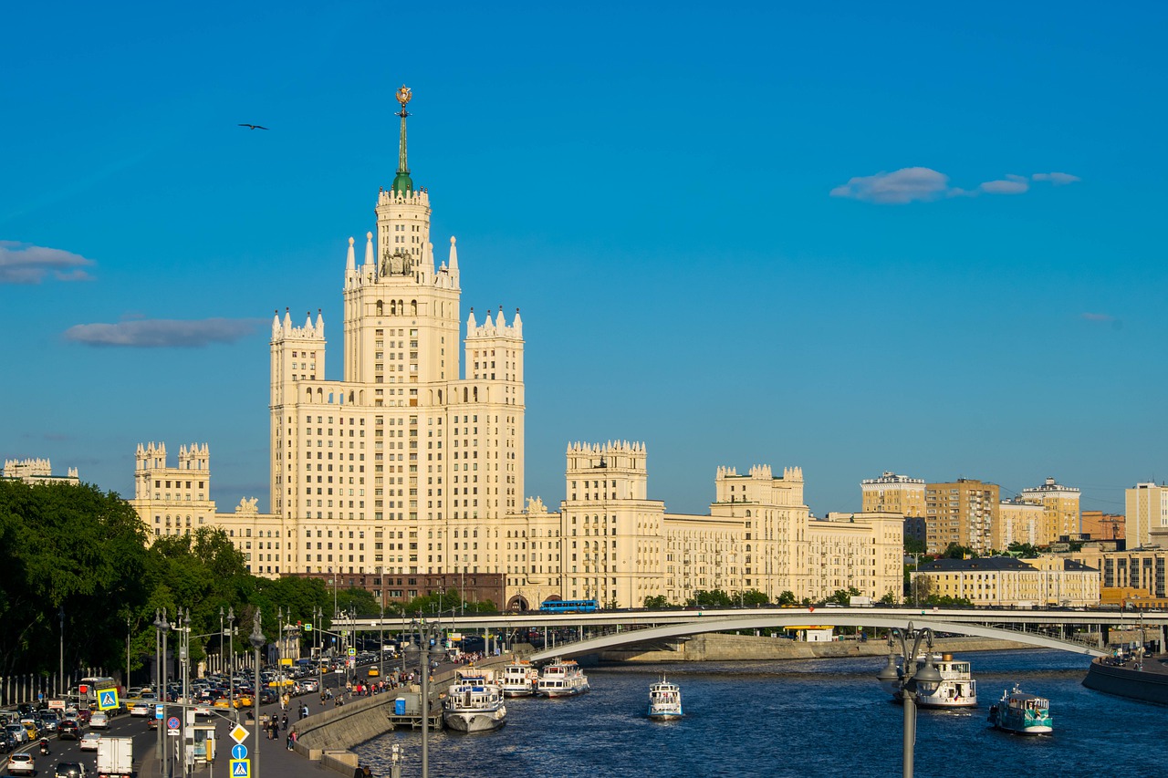 Россиянам пообещали аномально тёплую погоду