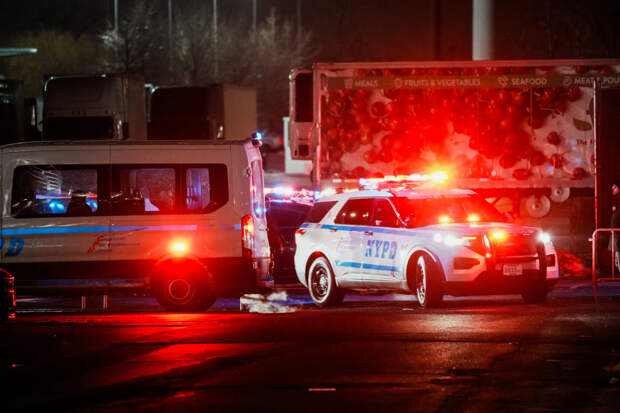 Мадуро в наручниках пожелал всем доброй ночи и поздравил с Новым годом