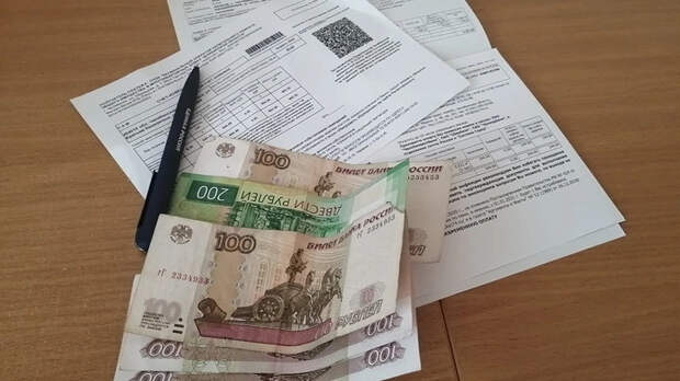 Одинокие пенсионеры с мая будут платить коммуналку, как за целую семью