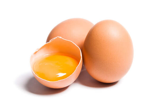Витамины в куриных и перепелиных яйцах