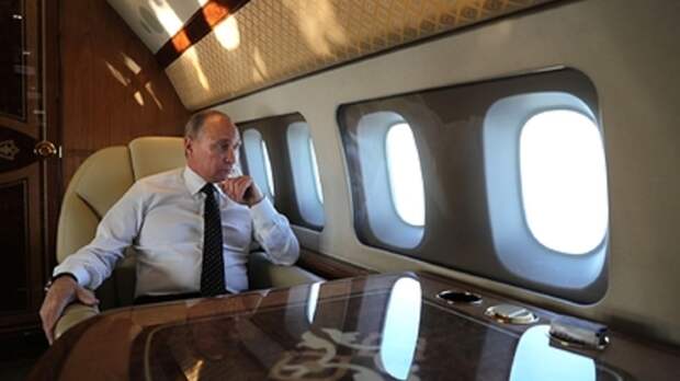 Путина лишили полётов в США? Нет ничего смешнее новых американских санкций