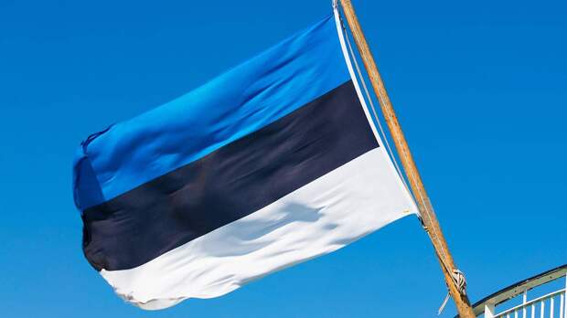 Эстония закрыла границу с Россией в Нарве