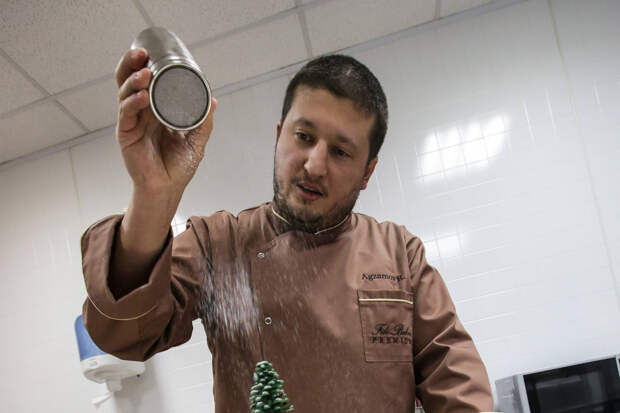 Ренат Агзамов заметно сблизился с заместителем вскоре после развода