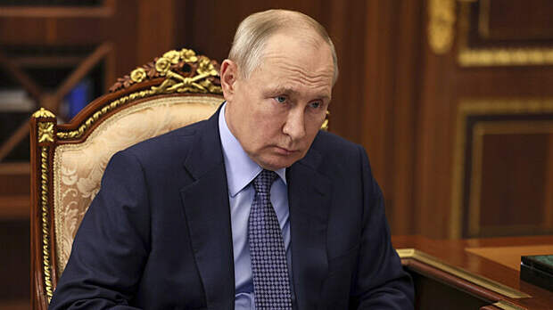 Путин провёл встречу с главой Росприроднадзора Радионовой