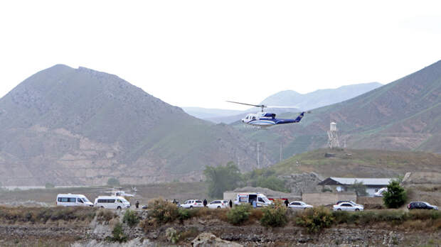 Спасательная операция в тяжёлых погодных условиях: что известно о жёсткой посадке вертолёта с президентом Ирана на борту