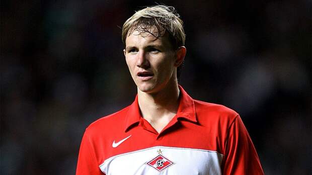 ЦСКА выиграл у «Спартака» по пенальти в финале Кубка Легенд благодаря промаху Павлюченко