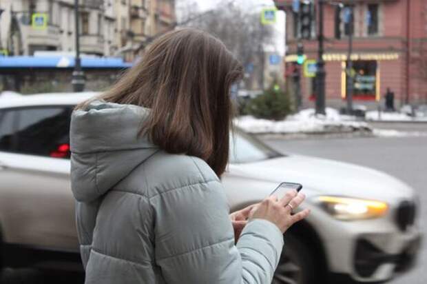 Чат-бот сообщает петербуржцам об изменениях в работе транспорта
