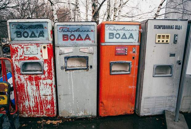 Как в СССР все пили из ОДНОГО стакана и (не) болели