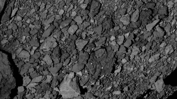 Поверхность астероида Бенну с высоты 75 метров. Источник: https://universetoday.ru