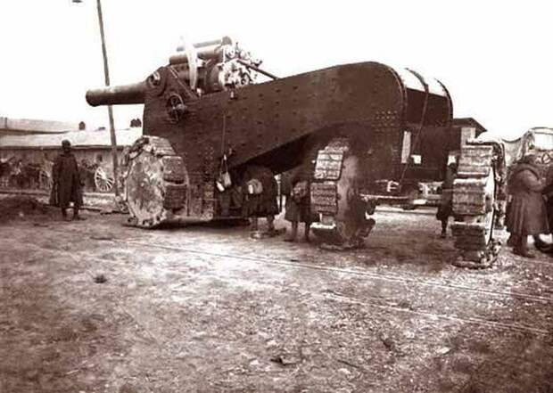 Итальянский танк времен Первой мировой войны.