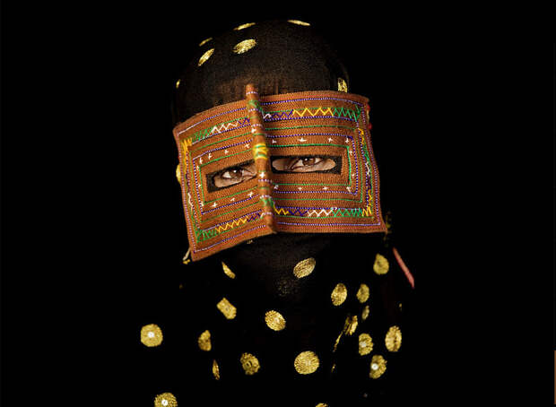 Фотография: Традиционные маски у иранских женщин №18 - BigPicture.ru