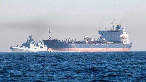 Путин унизил Стармера. "Как "Адмирал Григорович" бороздил Ла-Манш