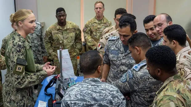 «Вытащим вас из убежищ»: Иран объявил охоту на военных США и Израиля по всему миру