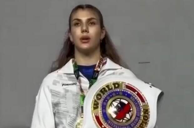 Спортсменки из РФ собрали полный комплект наград чемпионата мира по боксу