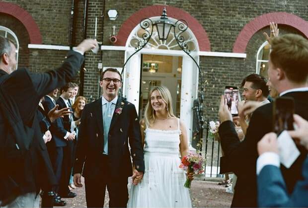 26-летний Айзек Хемпстед-Райт женился 26-летний Айзек Хемпстед-Райт женился