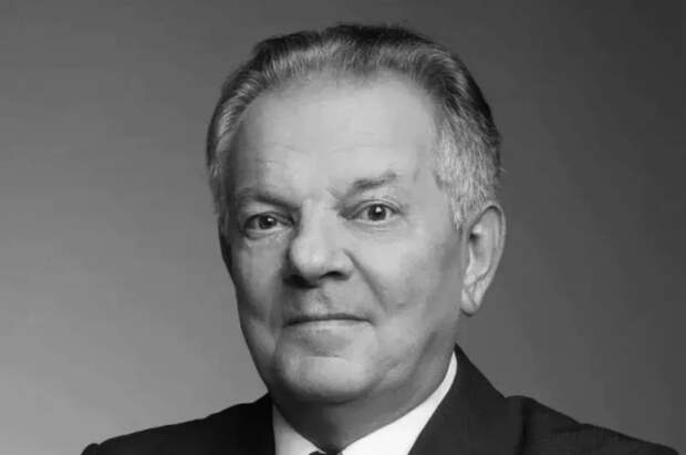 Не смог выйти на сцену: сыгравший Д’Артаньяна актер Псарев умер внезапно