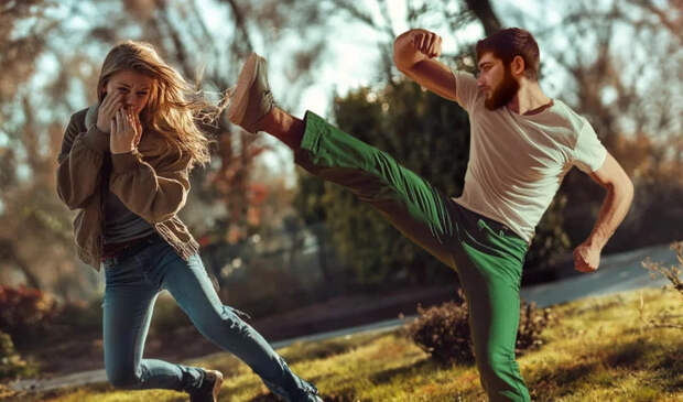 "Мы наказали сына": Родители школьника, избившего девочку за погибшего на СВО отца, признали свою вину