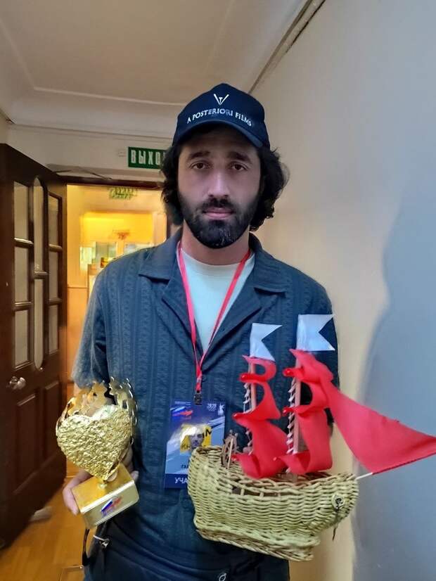 Режиссер Наур Гармелия с наградами