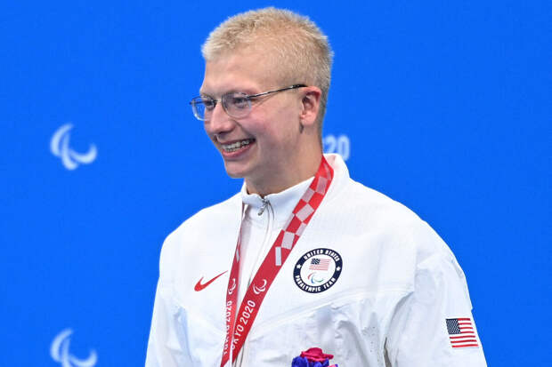 Пловца-паралимпийца Грисволда пожизненно отстранили от Игр за изнасилование