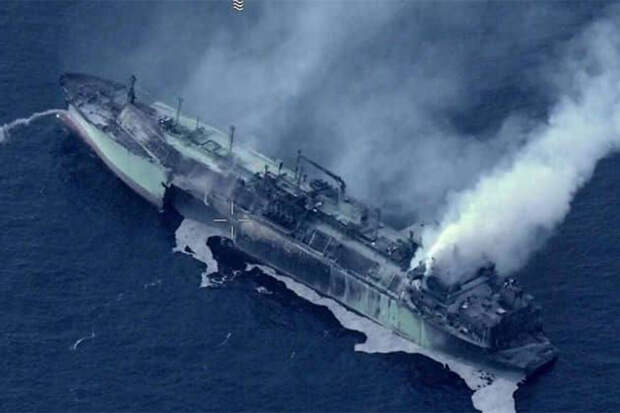 Bloomberg: российский танкер "Арктик Пионер" остановился в Средиземном море