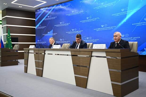 В Адыгее обсудили меры по повышению эффективности системы здравоохранения