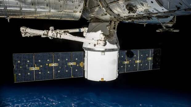 Тысячи уклонений: спутники КНР идут на таран, изматывая космические аппараты