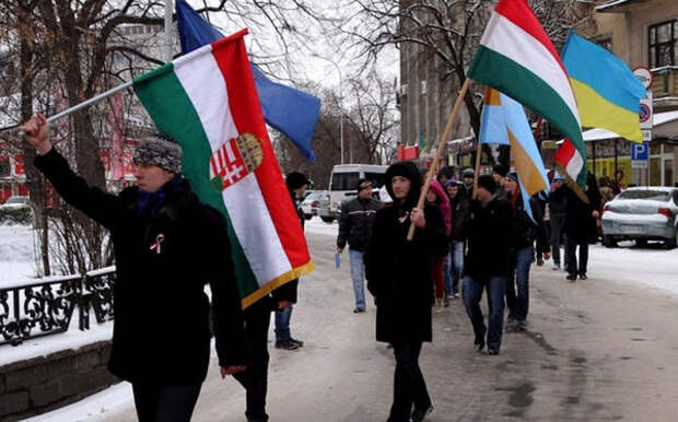 Венгрия потребовала от Украины территориальных уступок Венгрия потребовала от Украины территориальных уступок