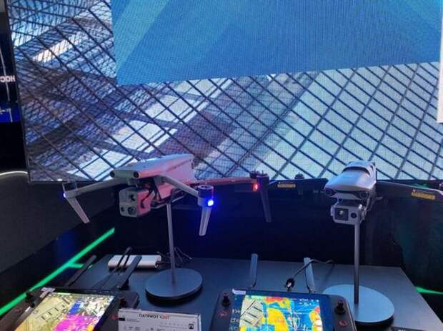 Спасатели Ленобласти получили 17 единиц техники для борьбы с БПЛА