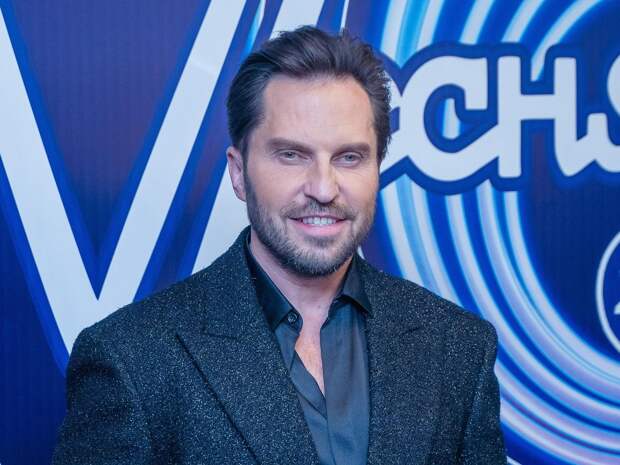 В Сочи умер отчим Александра Реввы: комик оплатил его похороны