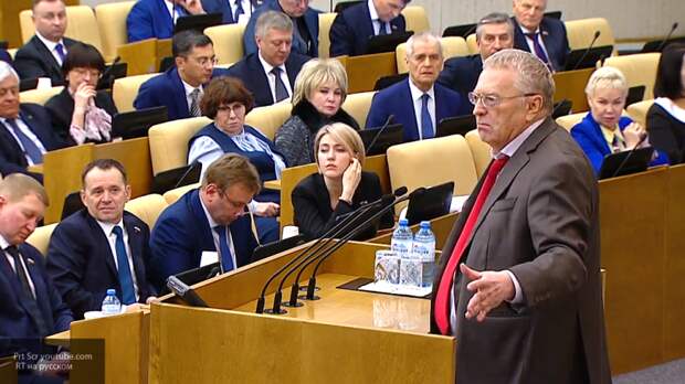 Юрист Юкша: уменьшение количества депутатов не сделает хуже работу Госдумы