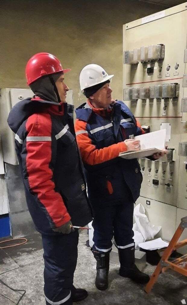 Служба энергоснабжения. ЖКХ Ижевск фото. Модернизировать наиболее проблемные объекты ЖКХ И энергоснабжения
