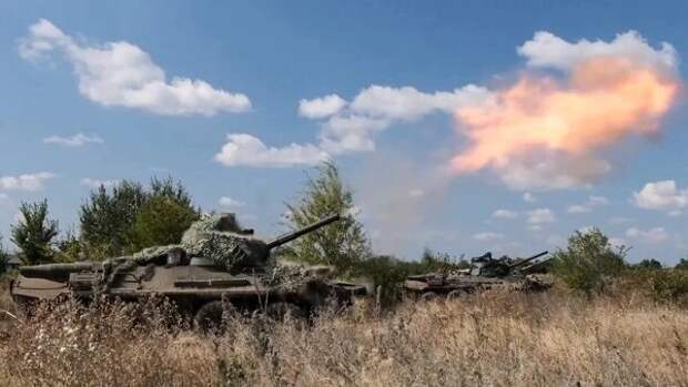 Боевая работа самоходной артиллерийской установки "Нона-СВК". Обложка © ТАСС / Пресс-служба Минобороны РФ