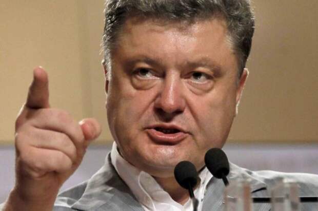 Порошенко пригрозил всем, кто испортит ему «праздник безвиза» Петр Порошенко