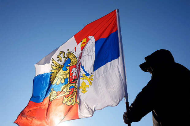 Замминистра обороны РФ Фомин встретился с зампредом правительства Сербии Вулиным