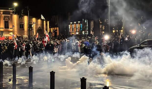 В Грузии по делу о штурме дворца президента задержан экс-министр обороны Ахалая