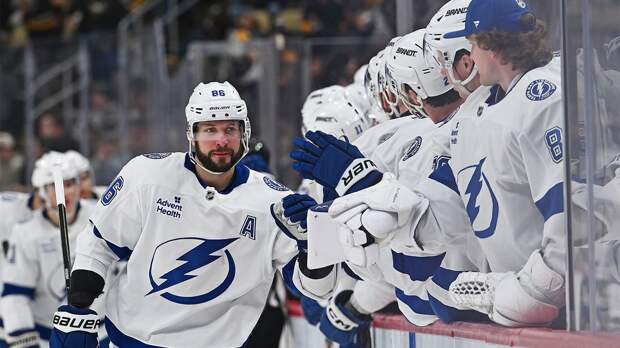 Кучеров прервал 5-матчевую серию без голов, забив Бобровскому