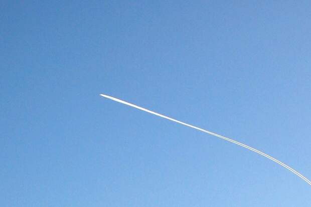 СМИ: одного из летчиков разбившегося в Иране американского истребителя спасли