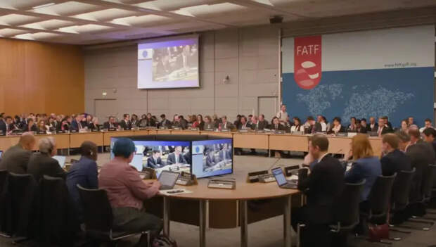 Politico: Международная группа разработки финансовых мер борьбы с отмыванием денег может включить РФ в «черный список»