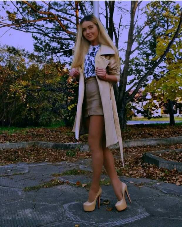 Девушки на каблуках Девушки на каблуках