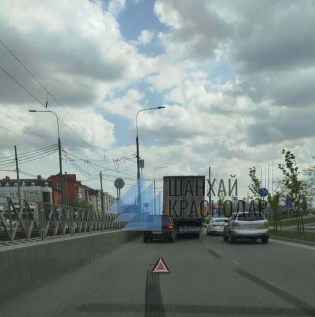 Аварии на Московской и на Ростовском в Краснодаре: до вечерних пробок осталось…