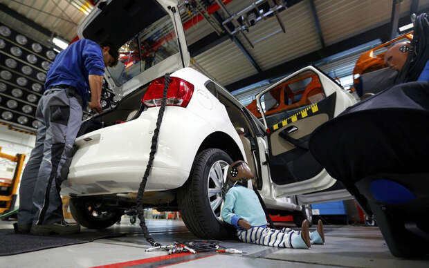 Как проходят краш-тесты автомобилей