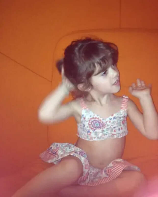 Валентина Пино в детстве