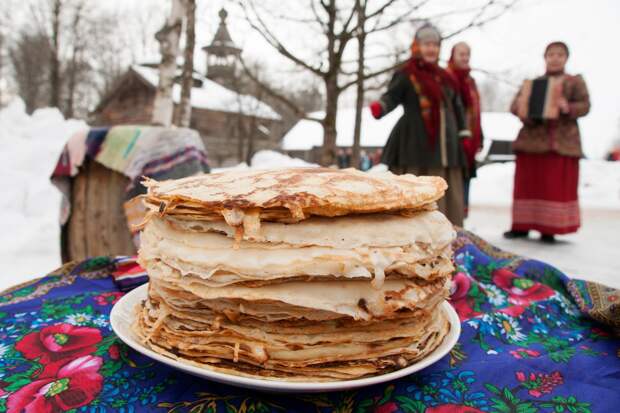 Гадания и приметы на Масленицу: 10+ способов, как по блинам предсказать суженого, любовь и судьбу