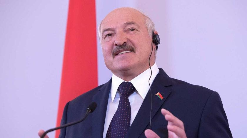 "Белоруссия не Россия": Лукашенко отказался становиться на колени