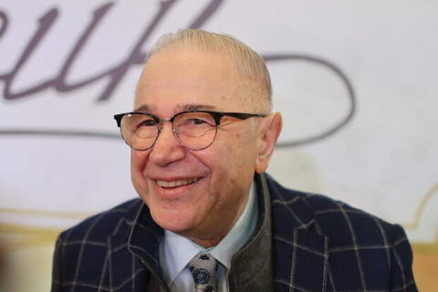 Легенда юмора, Евгений Петросян, не выступит на новогодних корпоративах даже за миллионы