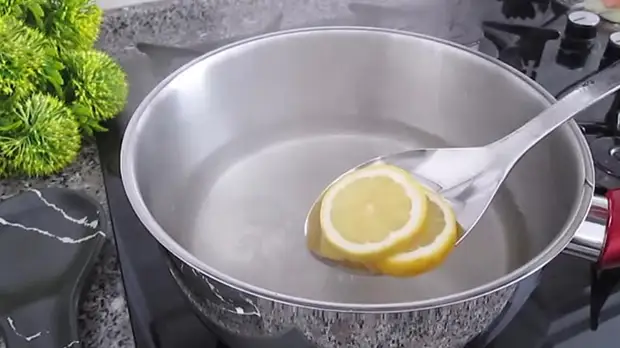 «Медовые огурчики» — молниеносный десерт, для которого даже не надо включать духовку. Идеально к чаю